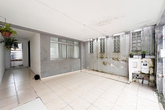 Garagem de casa à venda com 3 quartos, 125m² em Jardim Andrea Demarchi, São Bernardo do Campo