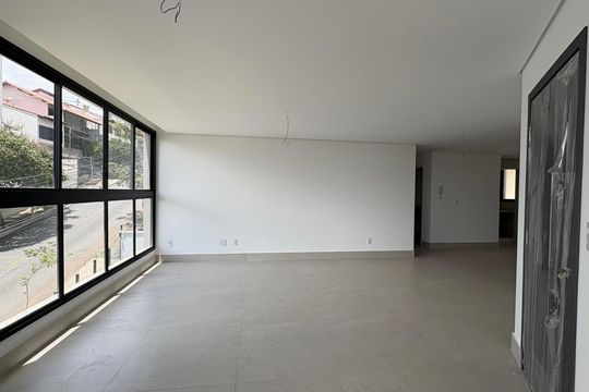 Apartamento à venda com 3 quartos, 117m² em São Bento, Belo Horizonte
