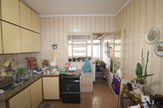 Cozinha de apartamento à venda com 2 quartos, 67m² em Vila Pauliceia, São Paulo