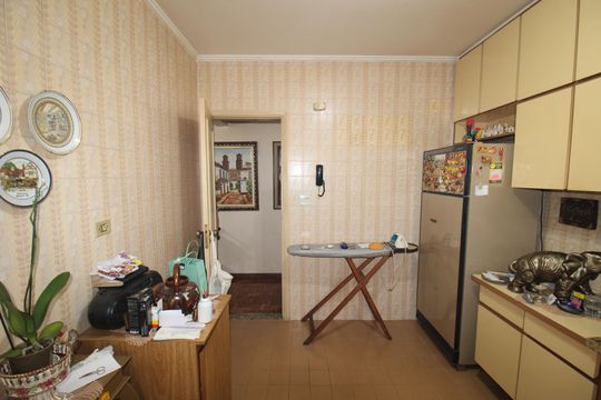 Cozinha de apartamento à venda com 2 quartos, 67m² em Vila Pauliceia, São Paulo