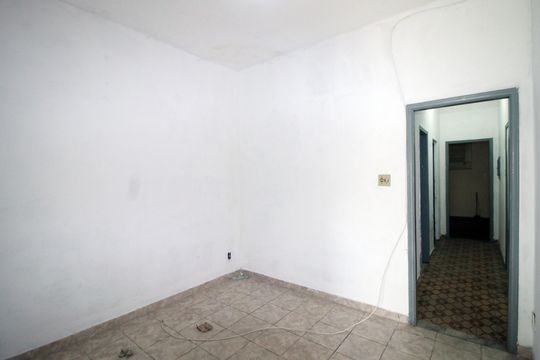 Casa para alugar com 4 quartos, 130m² em Ramos, Rio de Janeiro