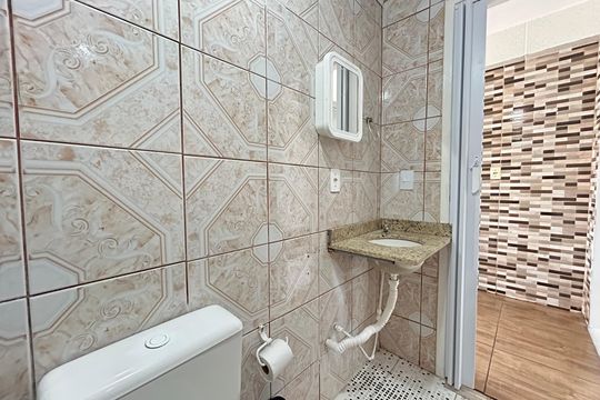 Banheiro  de casa para alugar com 1 quarto, 30m² em Monte Verde, Florianópolis