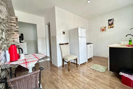 Casa para alugar com 1 quarto, 30m² em Monte Verde, Florianópolis