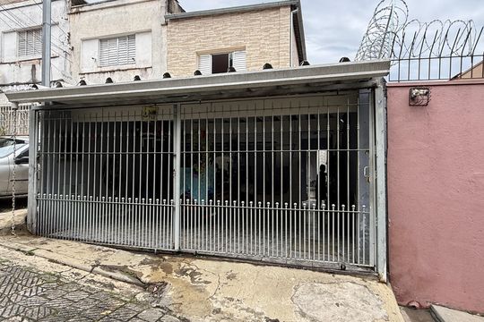 Fachada  de casa para alugar com 1 quarto, 60m² em Vila Flora, Guarulhos