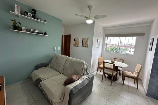 Sala de apartamento para alugar com 2 quartos, 49m² em Vila Valenca, São Vicente