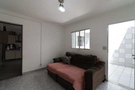 Casa à venda com 3 quartos, 115m² em Jardim Orly, São Paulo