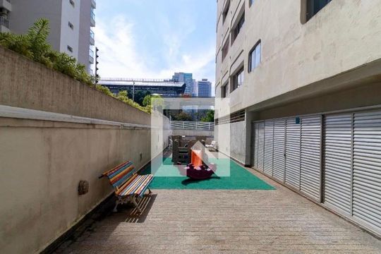Apartamento à venda com 2 quartos, 50m² em Santo Amaro, São Paulo