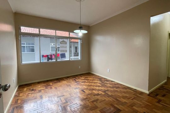 Apartamento para alugar com 3 quartos, 70m² em Capoeiras, Florianópolis
