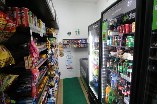 Área comum - Mercadinho de apartamento à venda com 1 quarto, 45m² em Bonfim, Osasco