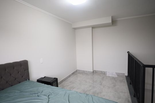 Quarto de apartamento à venda com 1 quarto, 45m² em Bonfim, Osasco