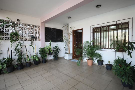 Garagem de casa para alugar com 3 quartos, 150m² em Ayrosa, Osasco