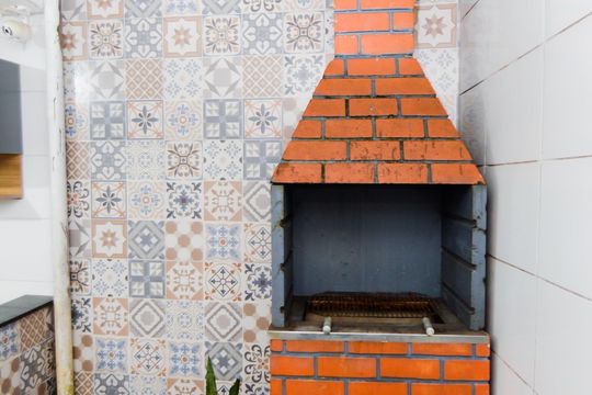 Churrasqueira de casa à venda com 2 quartos, 90m² em Jardim Tabatinga, Guarulhos