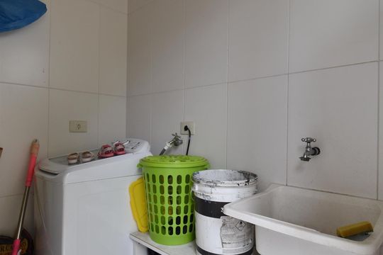 Área de serviço de casa à venda com 3 quartos, 162m² em Jardim das Américas, Curitiba