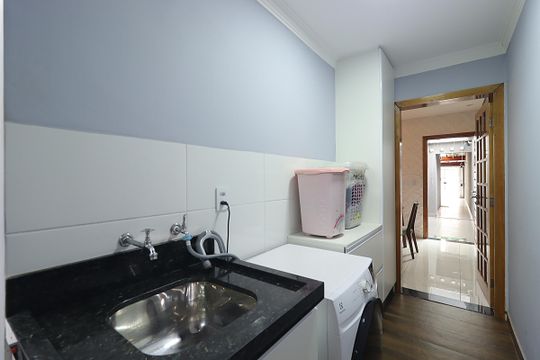 Área de Serviço de casa para alugar com 3 quartos, 170m² em Parque Erasmo Assunção, Santo André