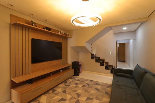 Casa para alugar com 3 quartos, 170m² em Parque Erasmo Assunção, Santo André