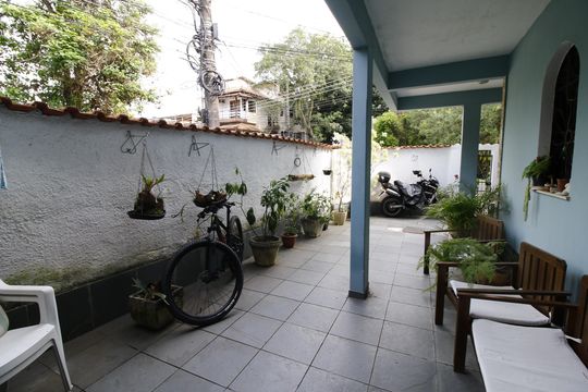 Quintal de casa de condomínio à venda com 4 quartos, 370m² em Anil, Rio de Janeiro