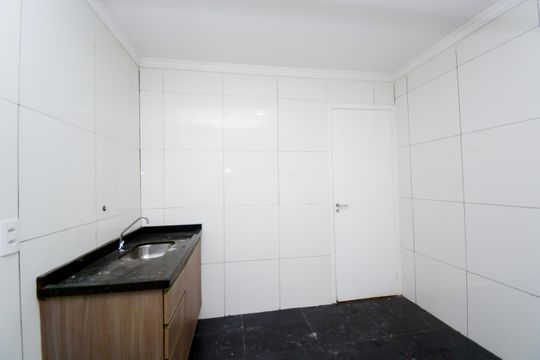 Cozinha de apartamento para alugar com 1 quarto, 42m² em Vila Bremen, Guarulhos