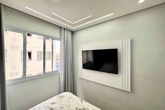 Quarto 1 de apartamento para alugar com 1 quarto, 26m² em Jardim Helena, São Paulo