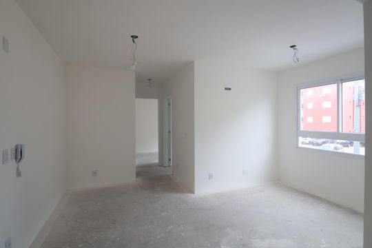 Sala de apartamento à venda com 2 quartos, 50m² em Harmonia, Canoas