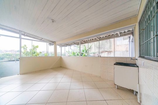 Área de Serviço de casa para alugar com 3 quartos, 271m² em Jardim do Estádio, Santo André