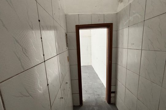 Banheiro garagem de casa para alugar com 2 quartos, 125m² em Colônia, Ribeirão Pires