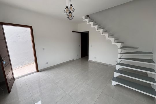 Sala de casa para alugar com 2 quartos, 125m² em Colônia, Ribeirão Pires