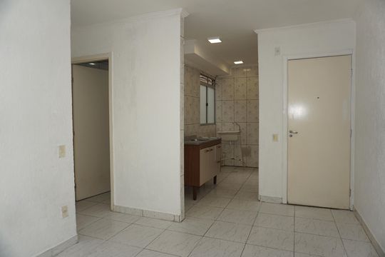 Apartamento para alugar com 2 quartos, 37m² em Jardim Dom José, Embu das Artes