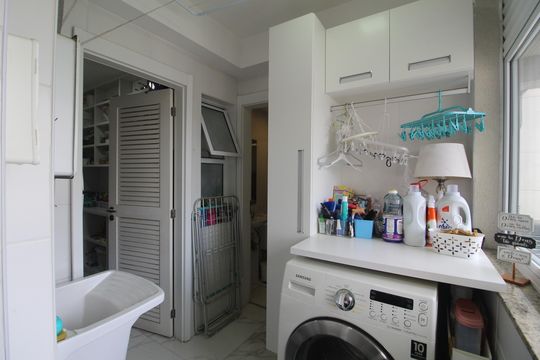 Área de Serviço de apartamento à venda com 3 quartos, 170m² em Barra Olímpica, Rio de Janeiro