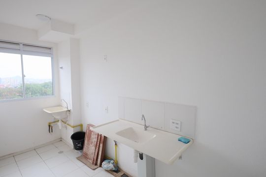 Cozinha e Área de Serviço de apartamento à venda com 2 quartos, 41m² em Jardim Boa Vista (zona Oeste), Osasco