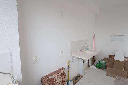 Cozinha e Área de Serviço de apartamento à venda com 2 quartos, 41m² em Jardim Boa Vista (zona Oeste), Osasco