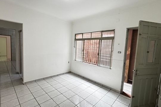 Sala de casa para alugar com 2 quartos, 75m² em Parque das Nações, Santo André