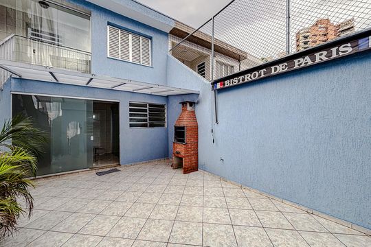 Área externa de casa para alugar com 4 quartos, 201m² em Vila Carrão, São Paulo