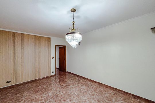Casa para alugar com 4 quartos, 201m² em Vila Carrão, São Paulo