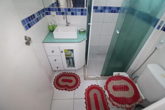 Banheiro de apartamento à venda com 2 quartos, 48m² em Vila Bela Vista (zona Norte), São Paulo