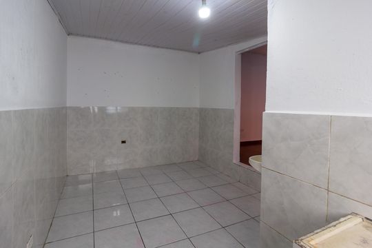 Casa para alugar com 1 quarto, 20m² em Jardim Cocaia, Guarulhos