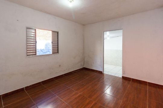 Quarto de casa para alugar com 1 quarto, 20m² em Jardim Cocaia, Guarulhos