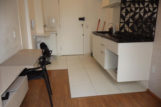 Apartamento para alugar com 1 quarto, 28m² em Vila Tolstoi, São Paulo