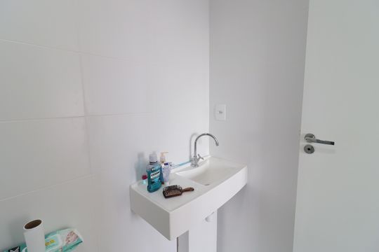 Banheiro da Suíte de apartamento à venda com 2 quartos, 42m² em Socorro, São Paulo