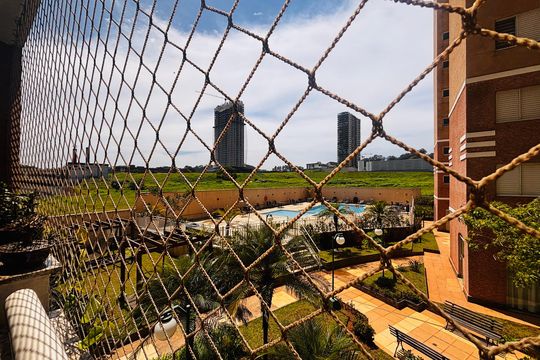 Vista da Sacada de apartamento à venda com 3 quartos, 94m² em Centro Comercial Jubran, Barueri