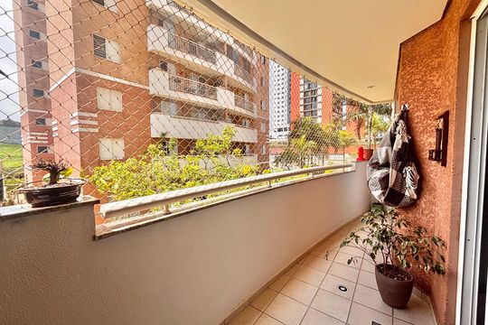 Varanda da Sala de apartamento à venda com 3 quartos, 94m² em Centro Comercial Jubran, Barueri