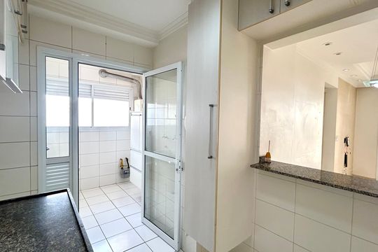 Cozinha de apartamento para alugar com 2 quartos, 55m² em Vila Rosalia, Guarulhos