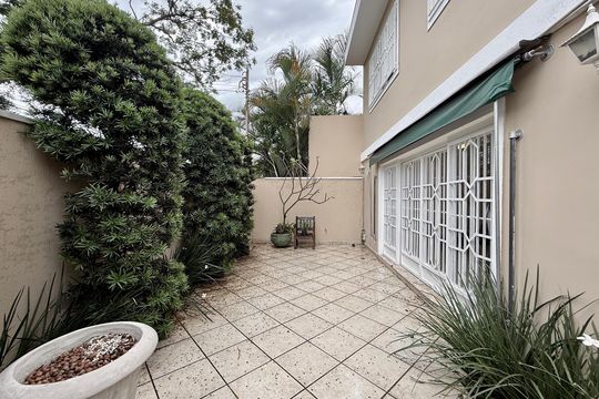 Varanda  de casa para alugar com 3 quartos, 189m² em Itaim Bibi, São Paulo