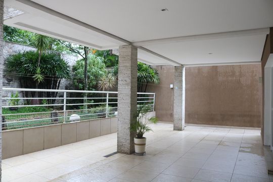 Quintal de casa para alugar com 3 quartos, 321m² em Alto da Lapa, São Paulo
