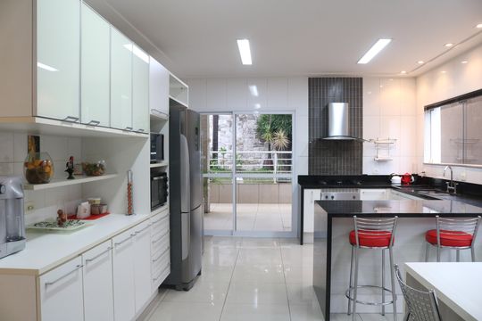 Cozinha de casa para alugar com 3 quartos, 321m² em Alto da Lapa, São Paulo