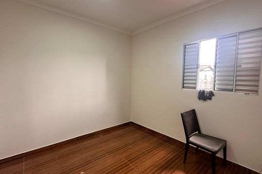 Suíte de casa para alugar com 3 quartos, 400m² em Jardim Capelinha, São Paulo