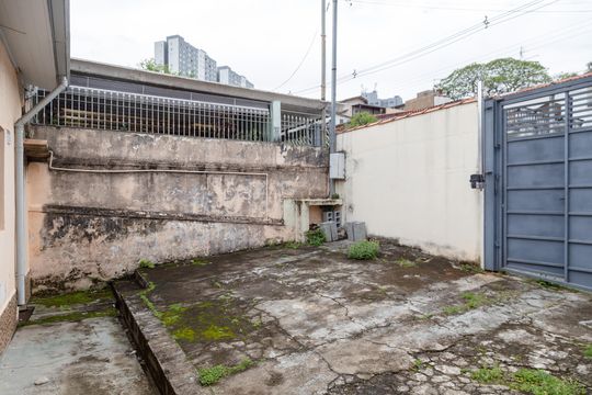 Garagem de casa à venda com 2 quartos, 60m² em Vila Rosalia, Guarulhos
