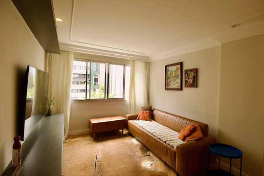Sala de apartamento para alugar com 2 quartos, 77m² em Bigorrilho, Curitiba
