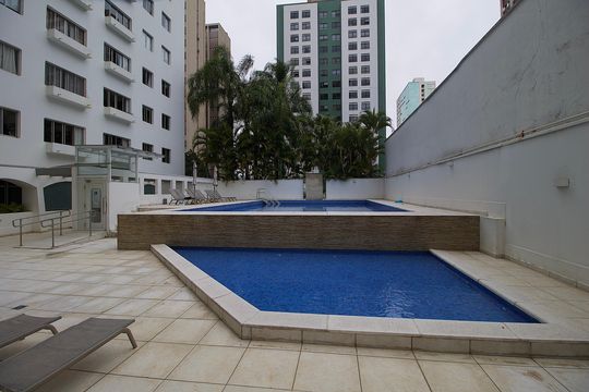 Área comum - Piscina de apartamento para alugar com 2 quartos, 77m² em Bigorrilho, Curitiba