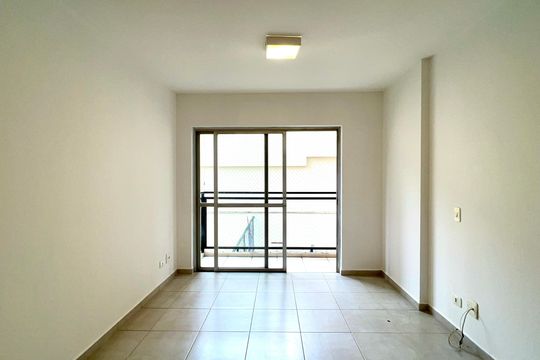 Sala de apartamento para alugar com 3 quartos, 90m² em Pinheiros, São Paulo