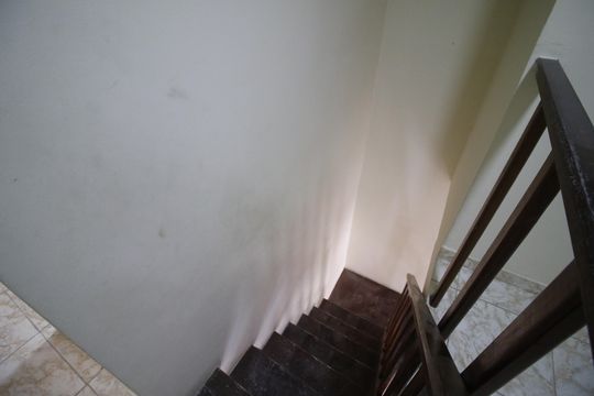 Escada de casa para alugar com 3 quartos, 100m² em Jacarepaguá, Rio de Janeiro
